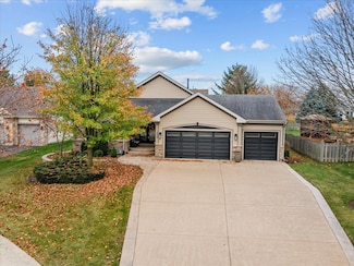 1400 Fechner Cir Unit 2, North Aurora, IL 60542