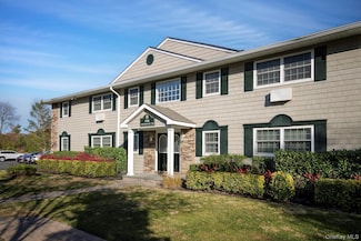 1750 W Main St Unit C16, Riverhead, NY 11901