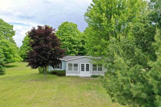 1228 Beckon Rd, Pellston, MI 49769