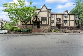 50 Aiken St Unit 465, Norwalk, CT 06851