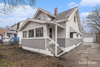 883 Emerson Ave, Muskegon, MI 49442