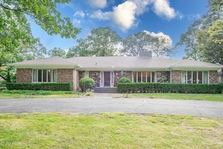 675 Woodlea Rd, Kankakee, IL 60901