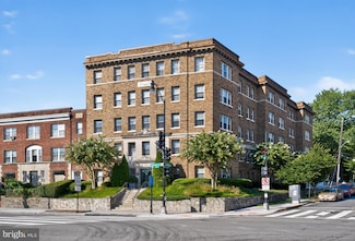 3446 Connecticut Ave NW Unit 305, Washington, DC 20008