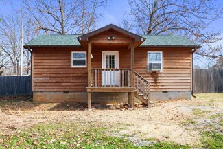 24 Sherry Rd, Gainesville, MO 65655