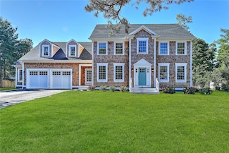 11 Bradford St, Barrington, RI 02806