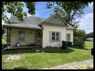 311 W Howell Ave, Marceline, MO 64658