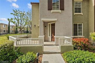 28215 Canterbury Ct, Valencia, CA 91354
