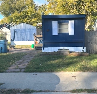 1112 & 1112 1/2 Butler St, Morris, IL 60450