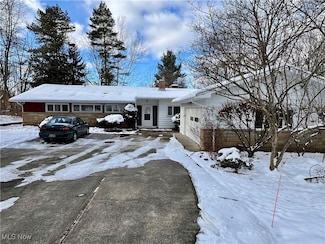 7156 Walton Rd, Bedford, OH 44146