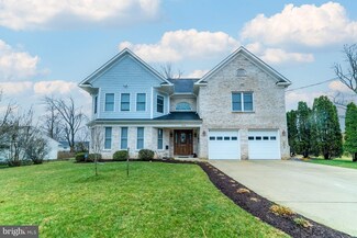 7413 Gresham St, Springfield, VA 22151