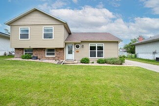 607 Bartlet Ct NW, Cedar Rapids, IA 52405