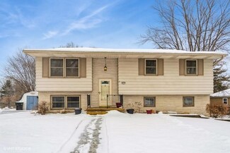 4315 Park Lawn Dr, Des Moines, IA 50321
