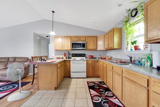 15 Clark Dr, Windham, ME 04062