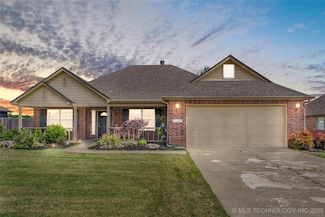 27689 E 112th St S, Coweta, OK 74429