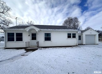 301 NE 3rd Ave, Aledo, IL 61231
