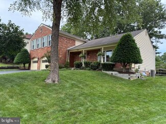 14609 Locustwood Ln, Silver Spring, MD 20905