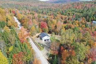84 Point of View Dr, Littleton, NH 03561