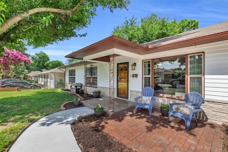 1837 Cottonwood Rd, Carrollton, TX 75006