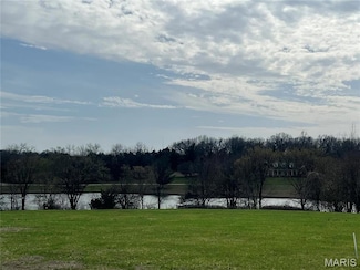 10 Grandlake Cir, Lebanon Township, MO 65536