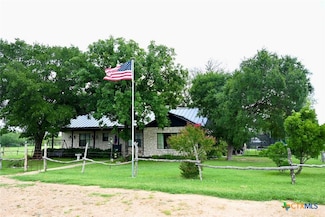 1515 County Road 344, Gonzales, TX 78629