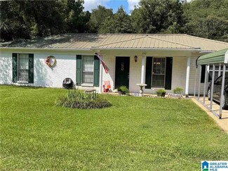 150 Rosewood Ln, Moundville, AL 35474
