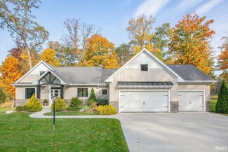 19717 Whispering Woods Dr, Jefferson Township, IN 46507