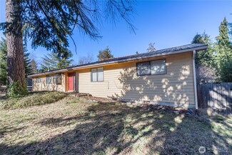 1202 Cleveland St, Port Townsend, WA 98368