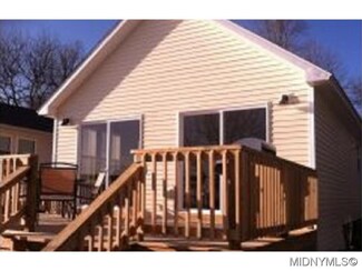 2102 Lakeshore Dr, Blossvale, NY 13308