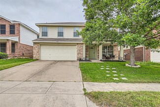 9940 Sparrow Hawk Ln, Fort Worth, TX 76108