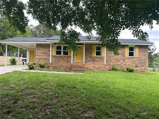 184 Quail Rd, Griffin, GA 30223
