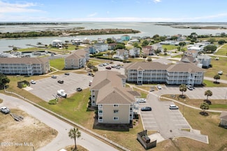650 Cedar Point Blvd Unit D13, Cedar Point, NC 28584