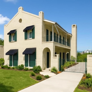 104 Ducayet Dr, Destrehan, LA 70047