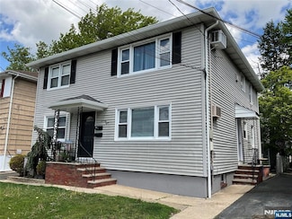 78 Front St, North Arlington, NJ 07031