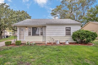 1518 E 8th St, Newton, KS 67114