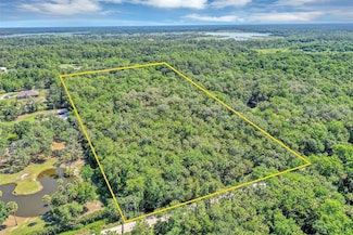 2024 Retreat Rd, Geneva, FL 32732