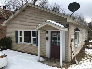 81 Cauterskill Ave, Catskill, NY 12414