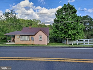 3222 Franklin Pike, Petersburg, WV 26847
