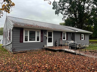 505 S High St, Hartford City, IN 47348