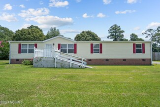 2232 Harbor Ridge Dr SE, Bolivia, NC 28422