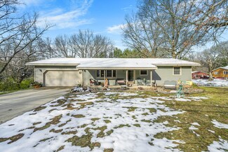32890 Redfield St, Niles, MI 49120