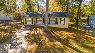 761 Robert e Lee Pkwy, Jonesboro, GA 30238