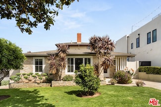 7132 Kentwood Ave, Los Angeles, CA 90045