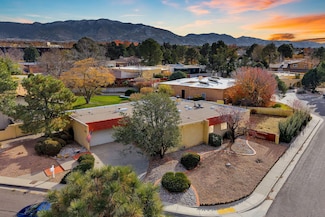 7910 Academy Trail NE, Albuquerque, NM 87109