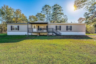 20970 Lee St, Chandler, TX 75758