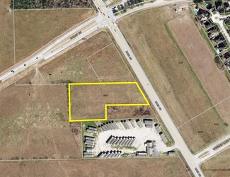 3808 S Main St, Brookside Vl, TX 77581