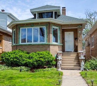 7818 W Elmgrove Dr, Elmwood Park, IL 60707