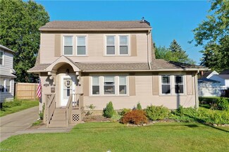 2023 20th St, Cuyahoga Falls, OH 44223