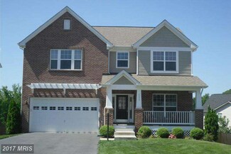 4229 Meyers Rd, Triangle, VA 22172