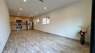 9137 W Foothill Blvd, Los Angeles, CA 91040