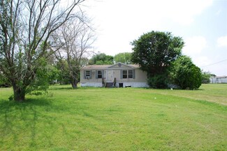 104 Magellan Cir, Ferris, TX 75125